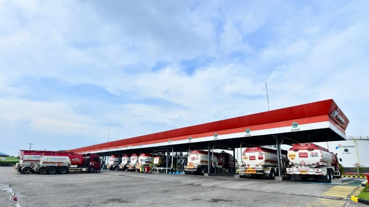 Pertamina mengoptimalkan penyaluran BBM untuk memenuhi kebutuhan masyarakat Riau di tengah meningkatnya konsusmsi. (Pertamina), 