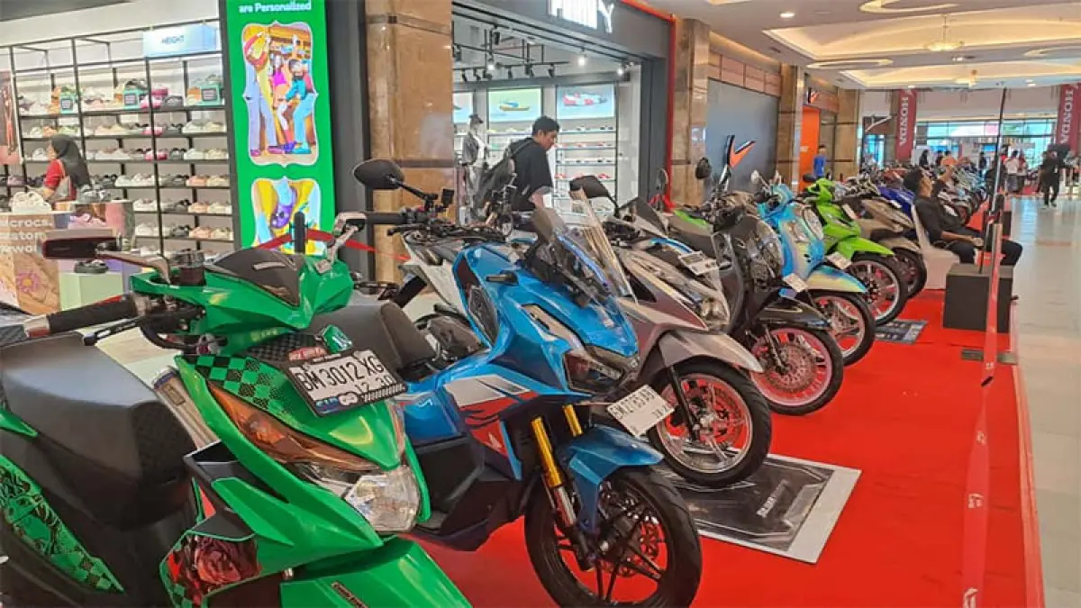 PT AHM bekerja sama dengan PT Capella Dinamik Nusantara menghadirkan ajang adu kreativitas modifikasi sepeda motor terbesar di Indonesia, Honda Modif Contest (HMC) 2026 di Mal SKA. (Istimewa)