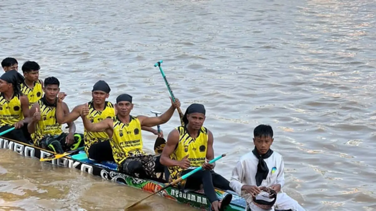 Atlet jalur Panglimo Rimbo Piako dari Pekan Heran selebrasi setelah berhasil menang atas lawannya Telabang Sakti Miyor Dubalang Hitam dari Sijunjung, Sumbar, Jumat (21/8/2026). (Pengurus Jalur Panglimo Rimbo Piako untuk Riaupos.clo)