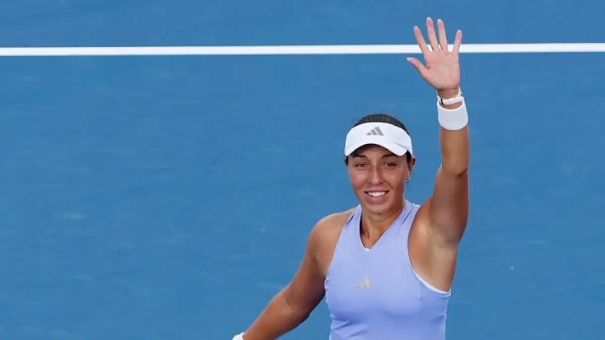 Petenis AS Jessica Pegula akan menghadapi rekan senegaranya Coco Gauf di final tunggal putri Cincinnati Open 2026 setelah memupus asa juara bertahan Iga Swiatek di semifinal, Ahad (23/8/2026) WIB. (Instagram @wta)