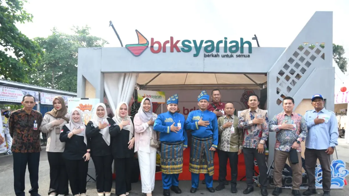 Stand booth Bank Riau Kepri Syariah pada acara Festival Pacu Jalur 2026