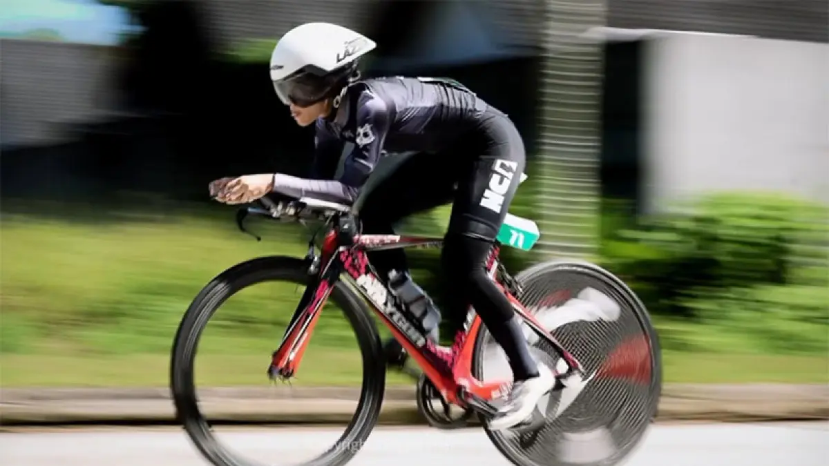 Pembalap muda Indonesia Michyko Anesthasya berhasil meraih posisi pertama pada nomor Elite ITT 17 Km di ajang Tour de Bintan 2026, Jumat (21/8/2026) lalu. (Istimewa)
