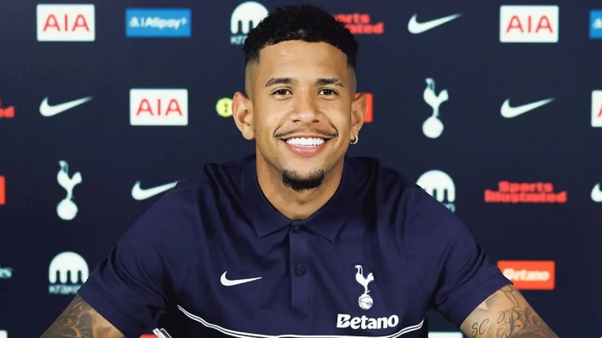 Kedatangan Sávio di Tottenham otspur terjadi setahun setelah mereka pertama kali mencoba membujuk pemain Brasil itu ke London utara. (Instagram @tottenham)