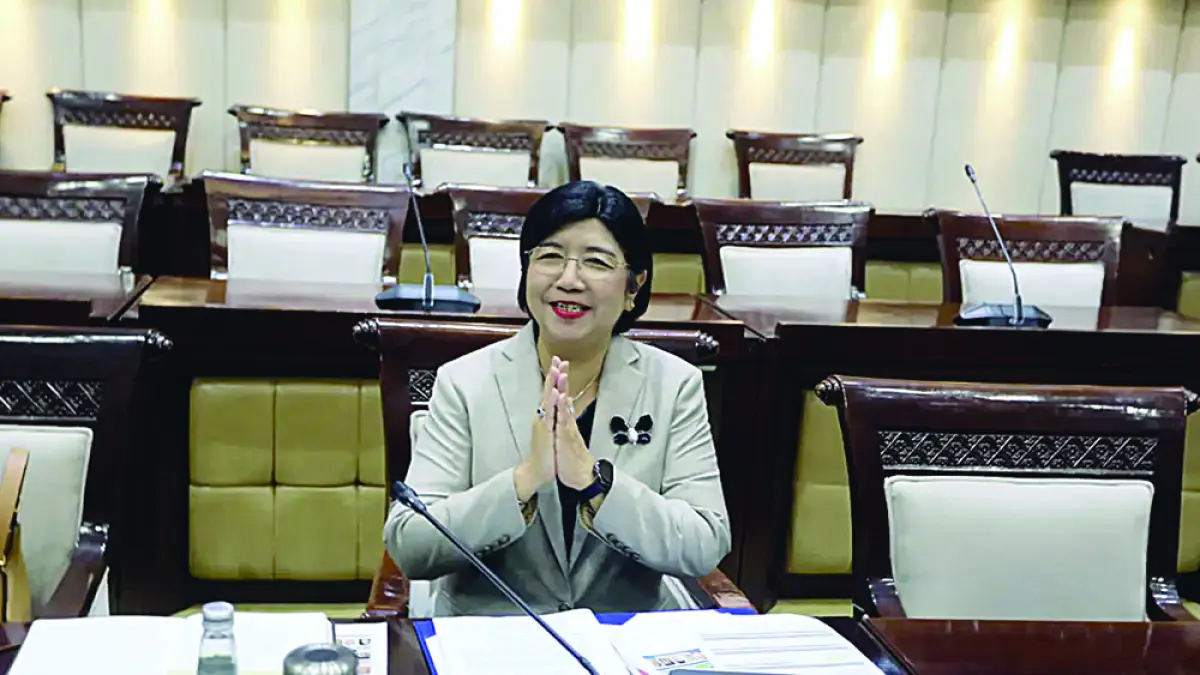 Calon Gubernur Bank Indonesia (BI) Destry Damayanti saat bersiap mengikuti uji kelayakan dan kepatutan (fit and proper test) bersama Komisi XI DPR di Kompleks Parlemen, Senayan, Jakarta, Rabu (26/8/2026).(Dery Ridwansah/ JawaPos.com )