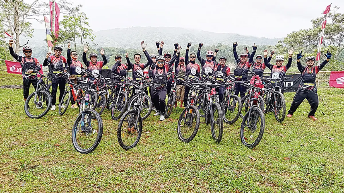 GOWES BERSAMA: Anggota OCU Bicycle Kampar saat melakukan gowes bersama, belum lama ini. (OCU Bicycle Kampar untuk riau pos)