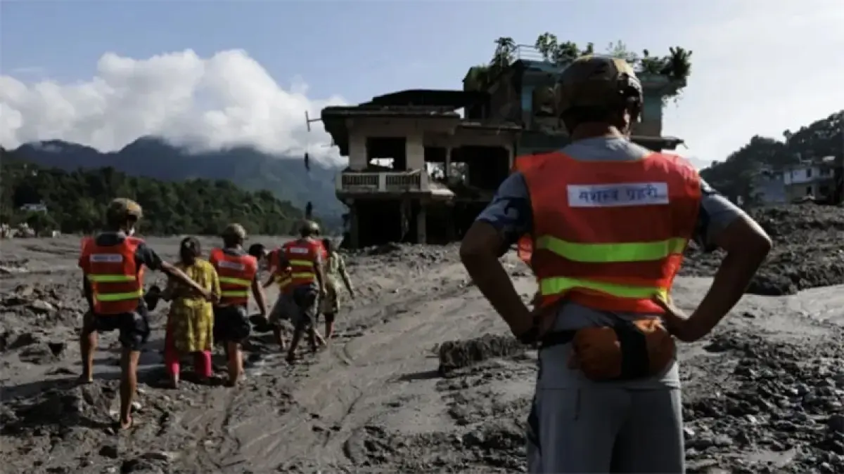 Banjir bandang Nepal telan lebih dari 600 korban jiwa (Al-Jazeera)

