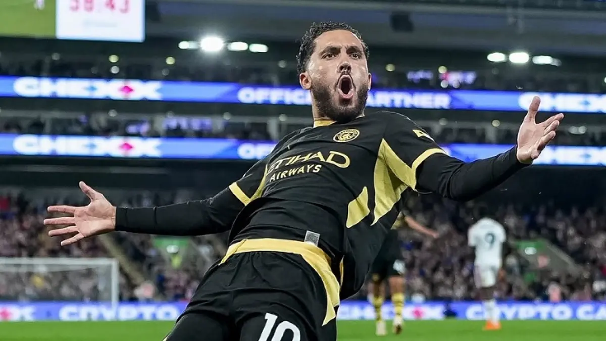 Gelandang serang Manchester City Rayan Cherki bersinar di Selhurst Park dengan mencetak dua gol ke gawang Crystal Palace. (Instagram @rayan_cherki)