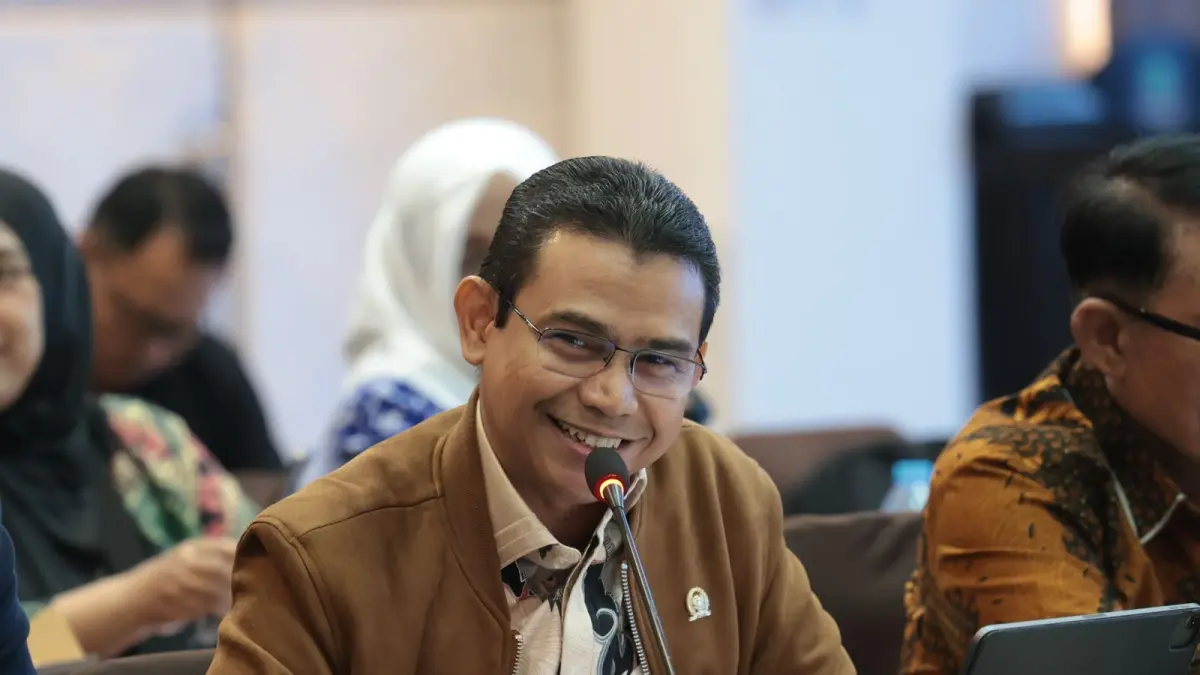 Anggota Komisi VII DPR RI Fraksi PKS, Hendry Munief, MBA.(TIM UNTUK RIAUPOS.CO)