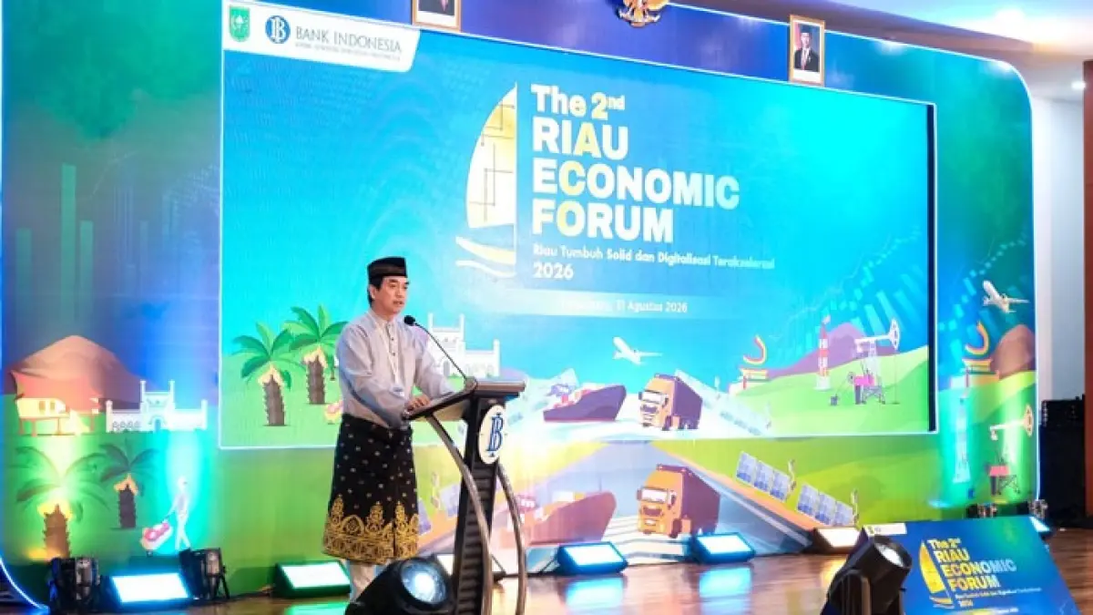 Kepala Perwakilan Bank Indonesia Provinsi Riau, Dr Panji Achmad saat memberikan kata sambutan dalam acara 2nd Riau Economic Forum (REF) 2026 yang dilaksanakan secara hybrid di Gedung Kantor Perwakilan Bank Indonesia Provinsi Riau. (Istimewa)