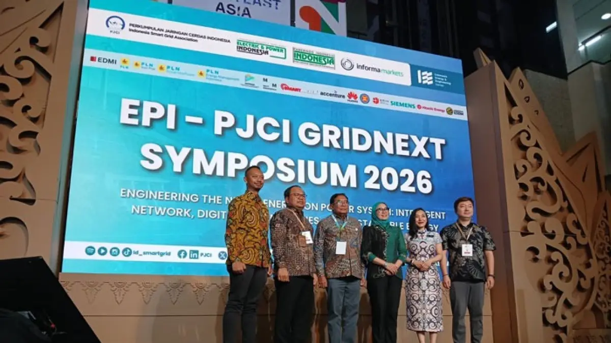 Pembukaan Rangkaian Pameran IEE Series - Energy Week 2026 oleh perwakilan asosiasi PJCI, perwakilan exhibitor, dan Lia Indriasari selaku Country General Manager Pamerindo Indonesia di JIExpo Kemayoran, Jakarta (2/9/2026).(Istimewa)