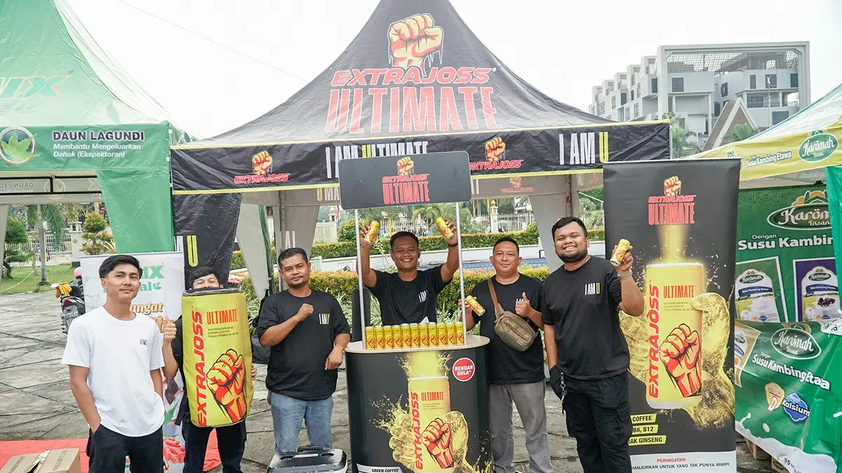 Extra Joss Ultimate turut berpartisipasi dalam kegiatan Gowes Merdeka 2026 yang digelar Riau Pos di depan Kantor Gubernur Riau, Ahad (30/8/2026).