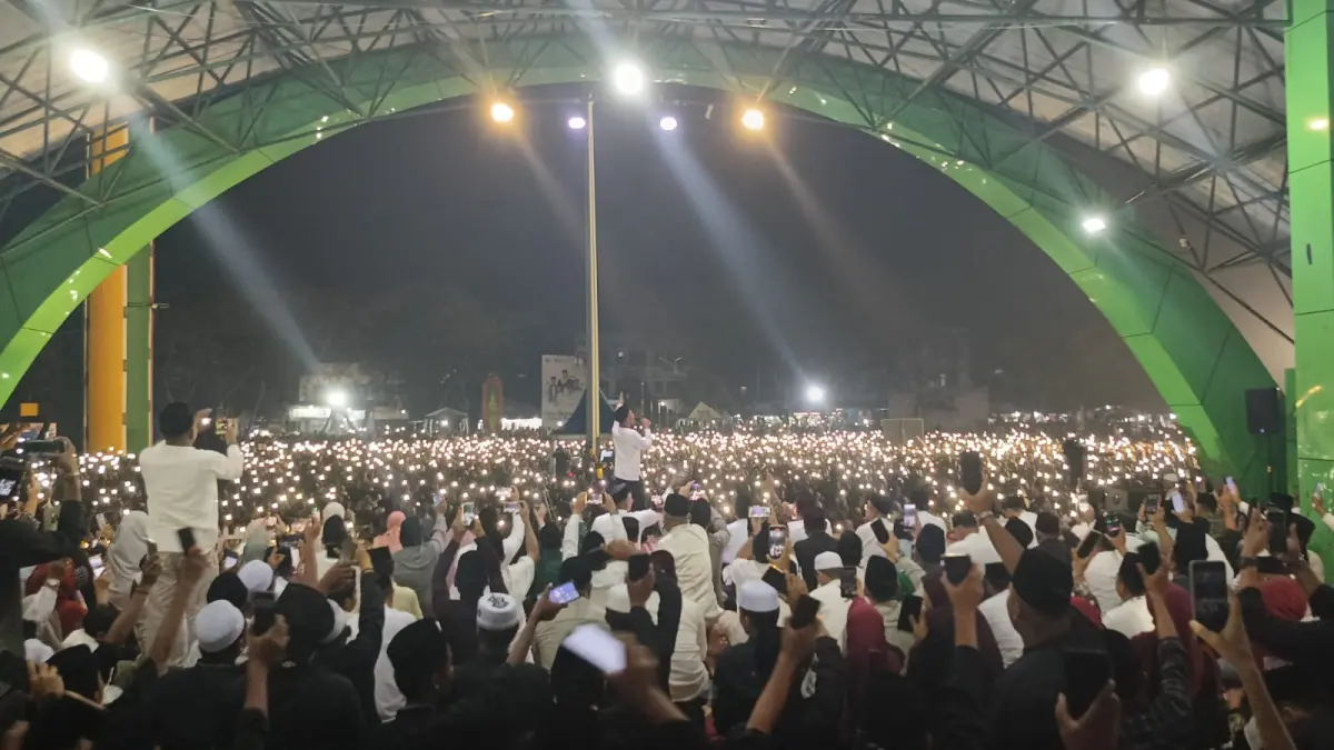 Ribuan warga Inhu padati Ruang Terbuka Hijau (RTH) Rengat pada peringatan Maulid Nabi Muhammad SAW dan doa bersama, Ahad (6/9/2026).(Diskominfotik Inhu)