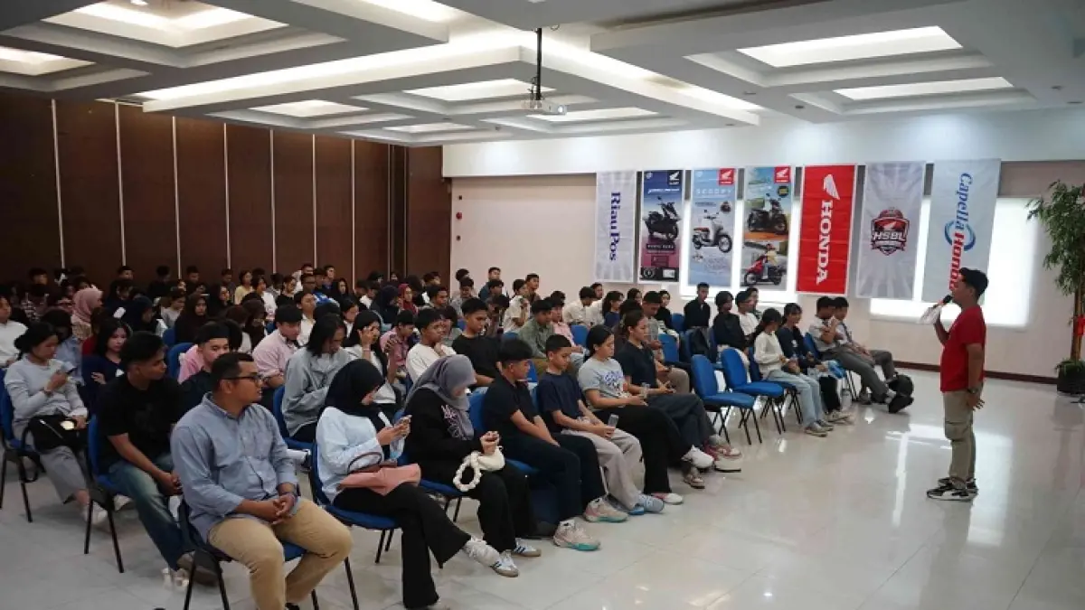 Peserta mengikuti technical meeting Riau Pos Honda HSBL 2026 Pekanbaru Series  di Aula Capella Dinamik Nusantara, Selasa (8/9/2026). (EVAN GUNANZAR/RIAU POS)