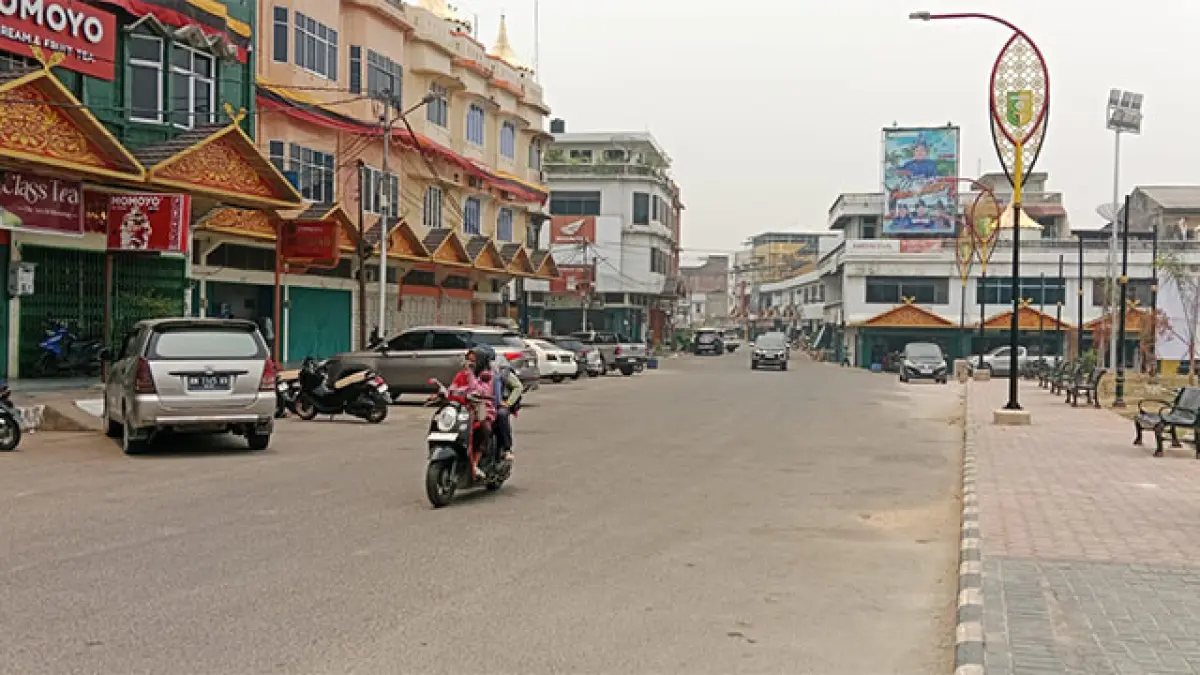 Kualitas udara Teluk Kuantan dan sekitarnya, masuk level sangat tidak sehat, Kamis (17/9/2026). Foto Desriandi Candra