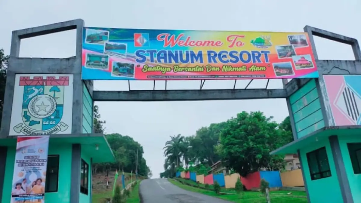 Gerbang utama Stanum Bangkinang tempat rencana akan digelar Musda XI Partai Golkar Kabupaten Kampar. (Istimewa)