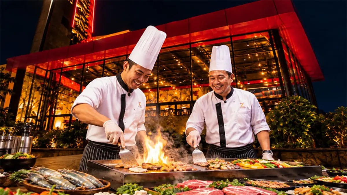 Atraksi live cooking chef The Zuri Hotel Pekanbaru. (Istimewa)