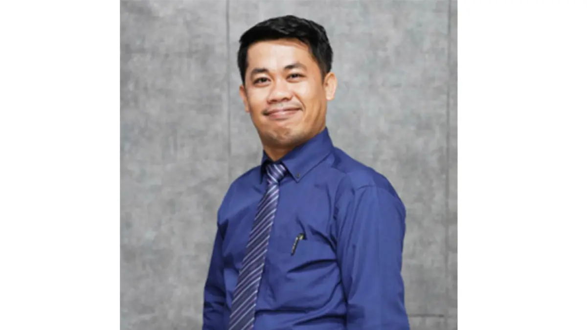 LIKON LUBIS. (JPG)