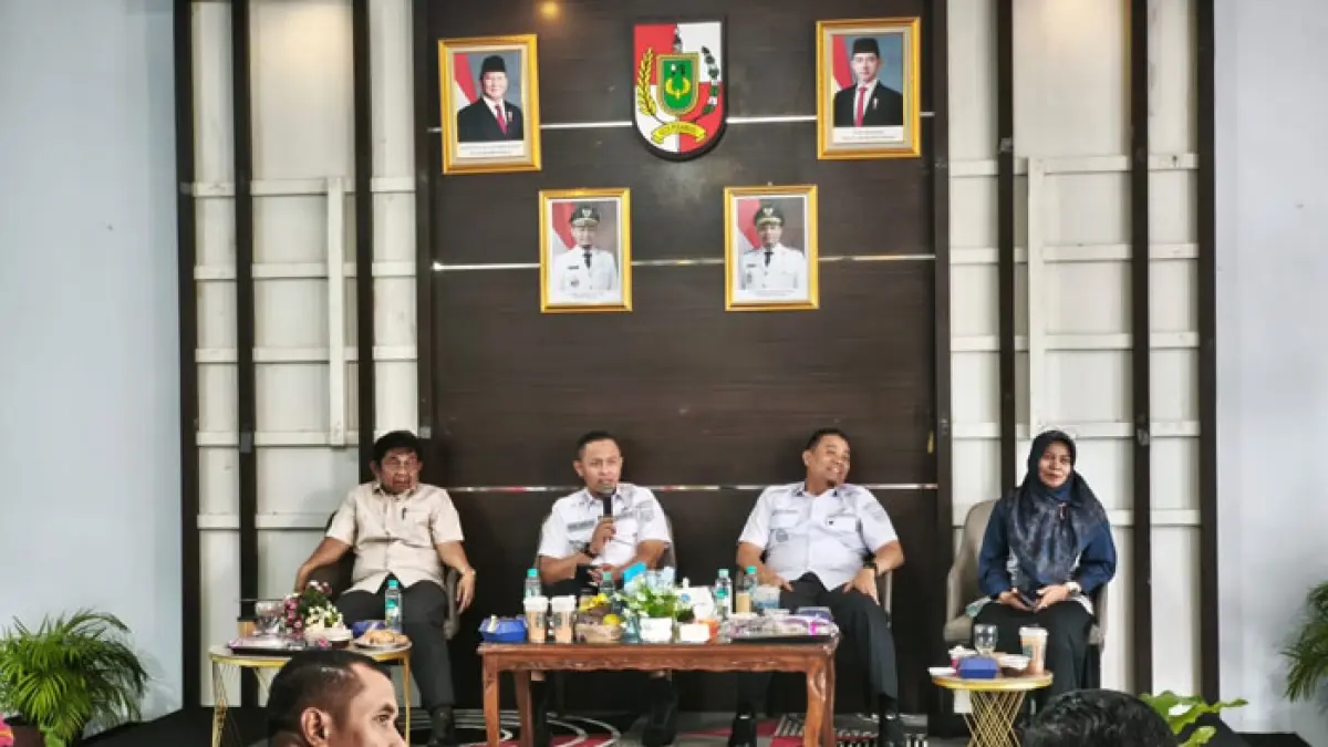 Wako Pekanbaru Agung Nugroho didampingi Wawako Pekanbaru Markarius Anwar saat coffe Morning, Rabu (23/9/2026). (Istimewa)