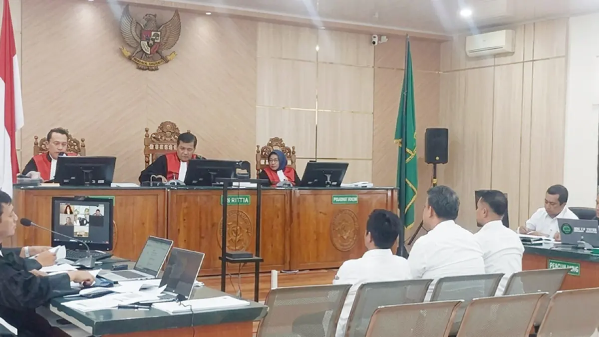 Tiga saksi memberikan keterangan dalam sidang lanjutan perkara dugaan suap Sekda Kuansing nonaktif Zulkarnain di Pengadilan Tipikor Pekanbaru, Kamis (24/9/2026). (Hendrawan Kariman/Riau Pos)