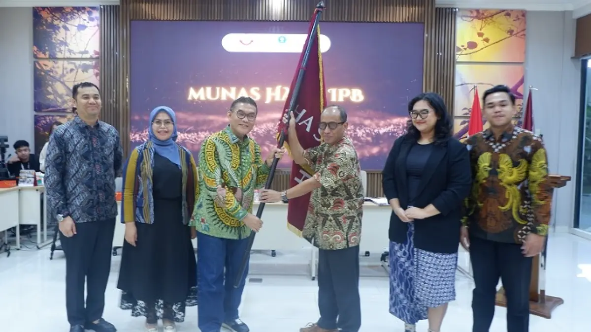 Terpilih secara aklamasi dalam Munas III HA SB-IPB, Dr Irvandi Gustari melanjutkan kepemimpinan dengan semangat memperkuat keterlibatan alumni serta memperluas kontribusi bagi almamater dan masyarakat.(Istimewa)