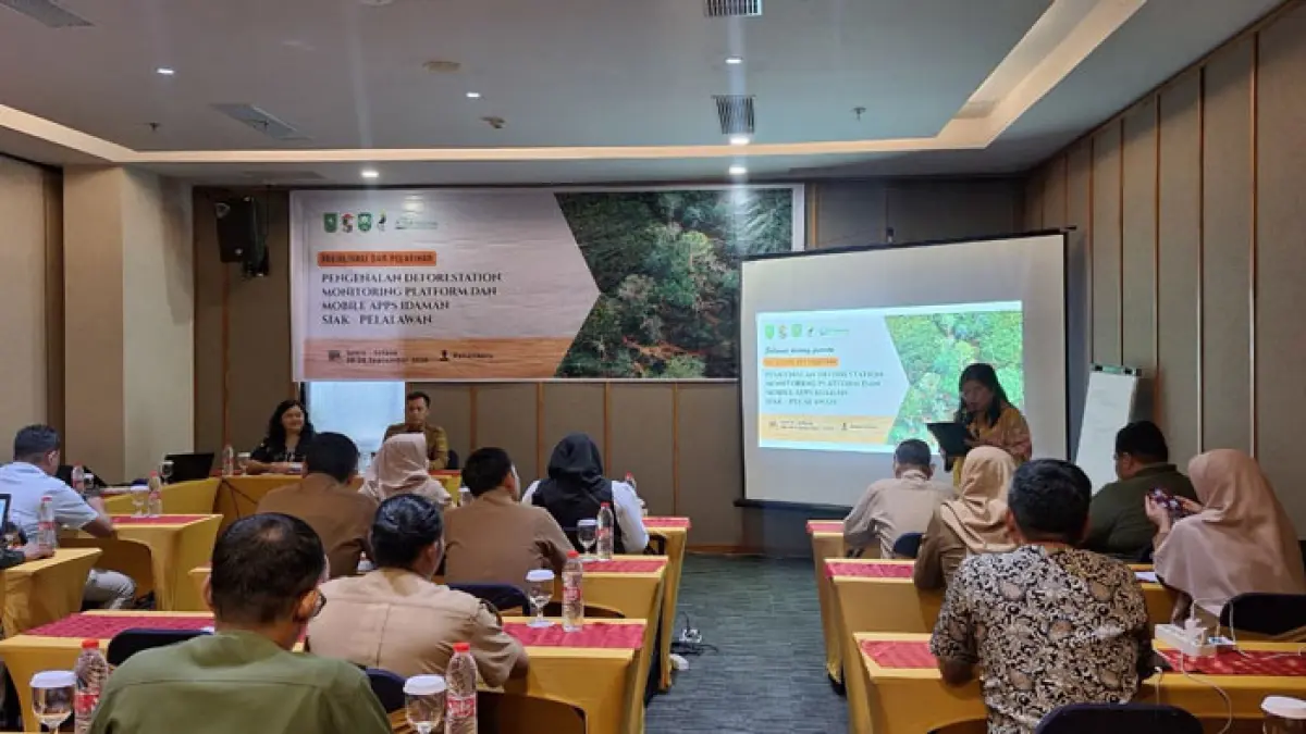 Sosialisasi dan Pelatihan Deforestation Monitoring Platform dan aplikasi seluler Integrasi Data Management (IDAMAN) Siak-Pelalawan. (Istimewa)
