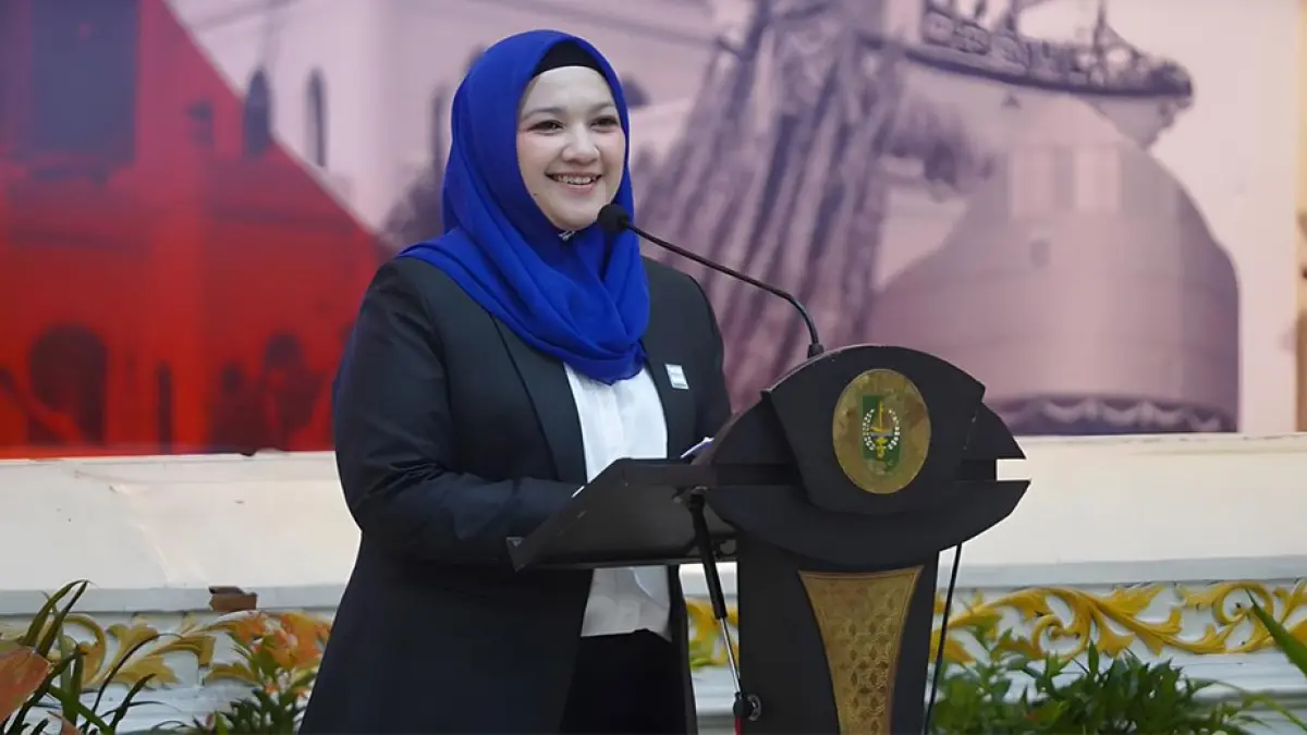 NILA RIANA. (JPG)