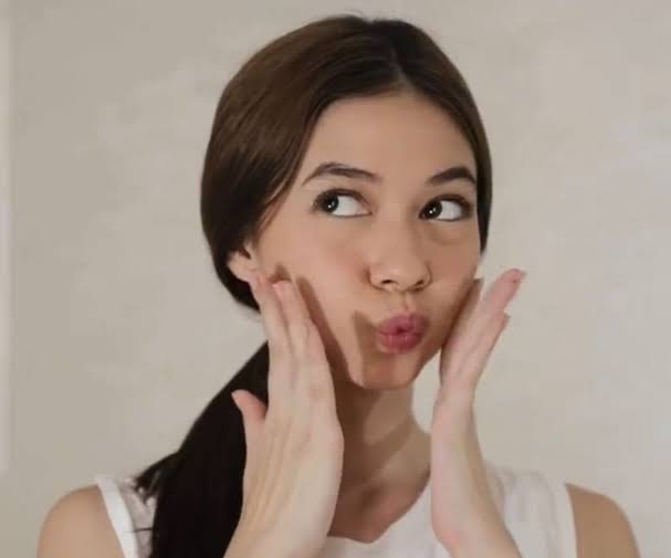 Ilustrasi, perawatan kulit wajah.