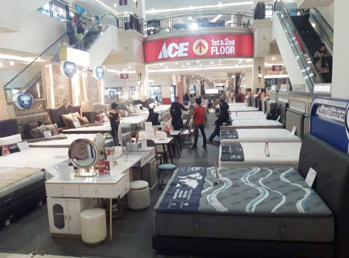 Pameran Hoki Mebel di Mal Pekanbaru yang berlangsung dari Jumat-Ahad (11-20/11).