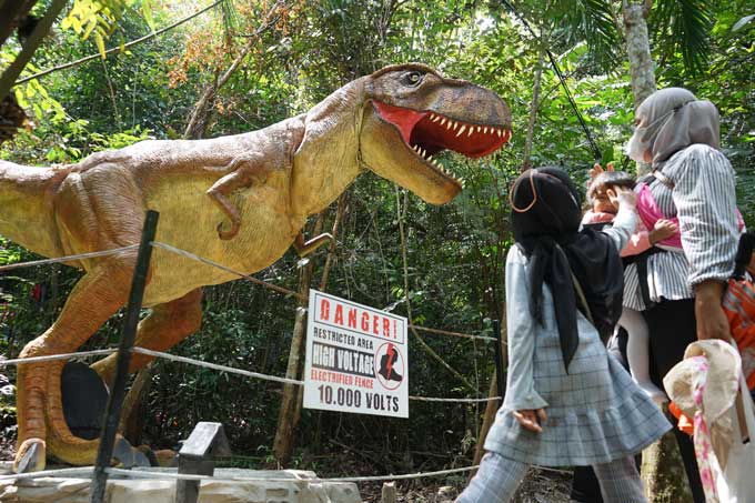 Asian Heritage, hadirkan taman dinosaurus.