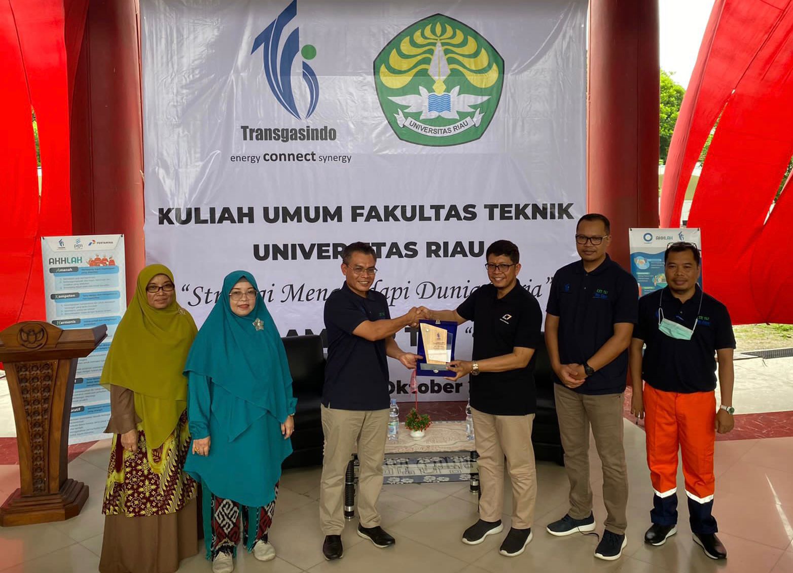 PT Transportasi Gas Indonesia (TGI) kantor wilayah III Pekanbaru, melakukan kerjasama dengan Fakultas Teknik Unri menggelar Kuliah Umum, Sabtu (8/10/2022).