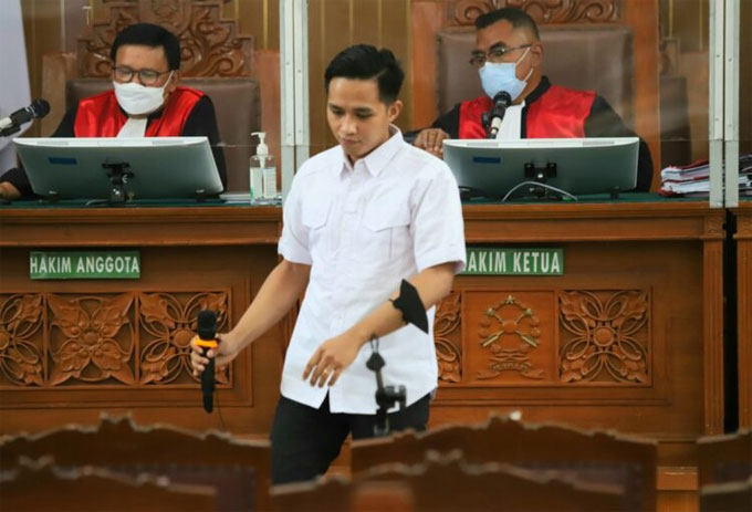 Bharada Richard Eliezer Pudihang Lumiu alias Bharada E mengakui memberikan keterangan bohong saat dilakukan berita acara pemeriksaan (BAP) pada 5 Agustus 2022.