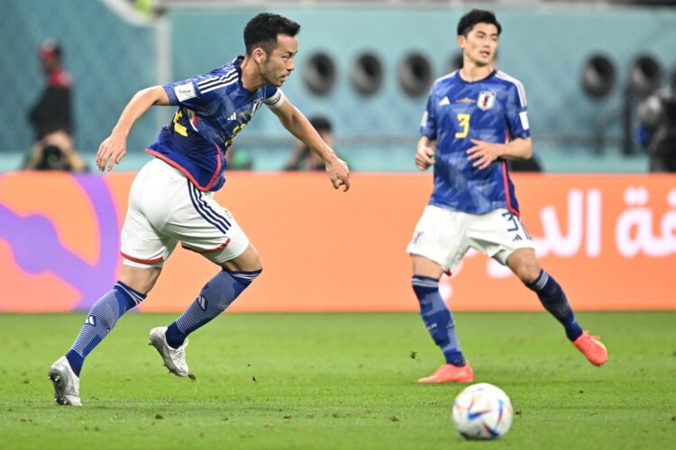 Bek senior Jepang Maya Yoshida ketika berlaga menghadapi Spanyol (1/12/2022).