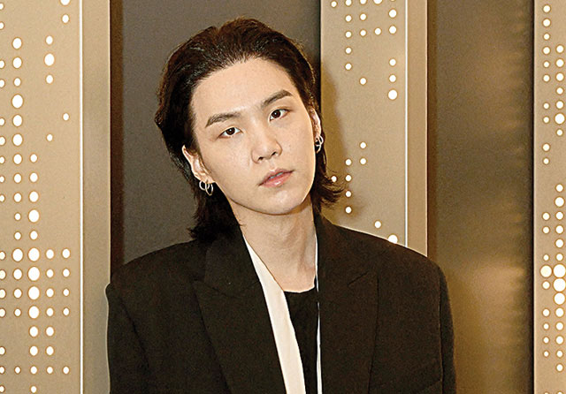 Suga BTS akan menggelar konser sebagai solois dengan nama Agust D.