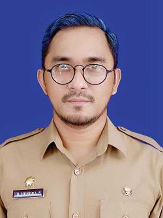 KADIS KOMINFO KOTA PEKANBARU RAJA HENDRA