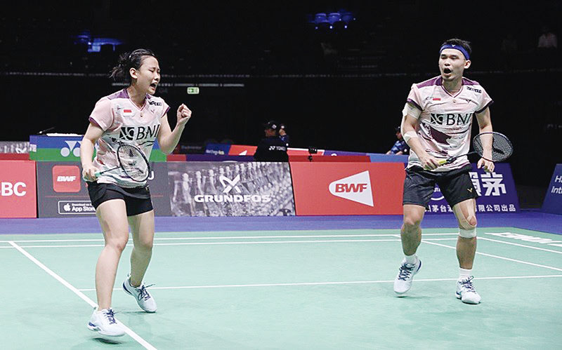 Pitha Haningtyas Mentari dan Rinov Rivaldy