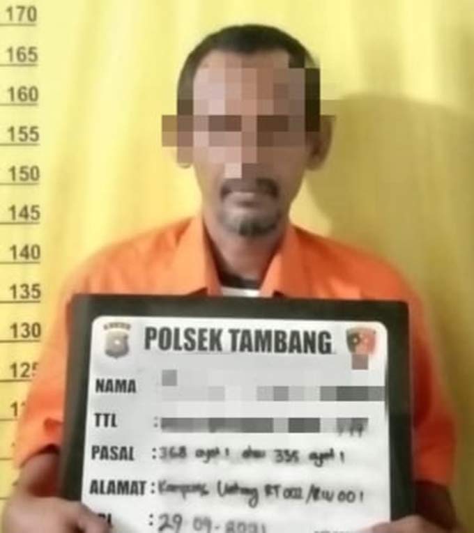 Tersangka pemeÂ­rasan berinisial Jul diamankan jajaran Polsek Tambang, Rabu (29/9/2021).