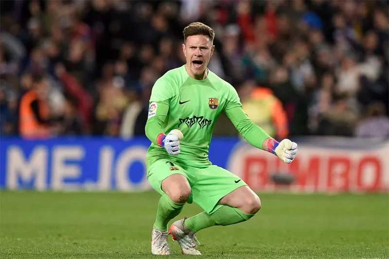 Kiper FC Barcelona Marc-Andre ter Stegen ingin menyandingkan gelar La Liga dan nirbobol ke-26 dalam Derbi Barceloni pekan depan (15/5).Â 