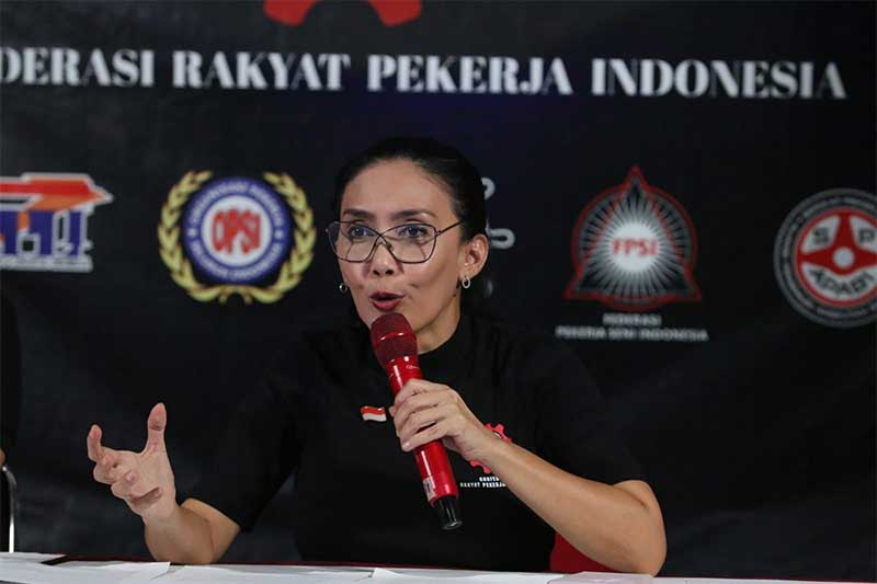 Ketua Umum KRPI Dr Rieke Diah Pitaloka
