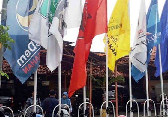 Ilustrasi, bendera partai politik.