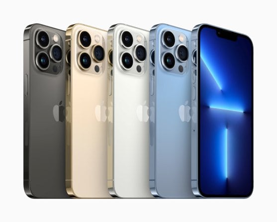 Empat Model iPhone 13 Terbaru, iPhone 13, iPhone 13 Mini, iPhone 13 Pro, dan iPhone 13 Pro Max.
