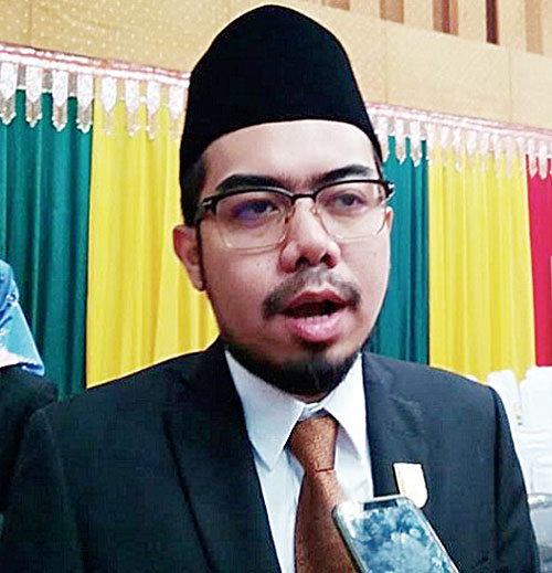 pimpinan DPRD Kota Pekanbaru Ginda Burnama