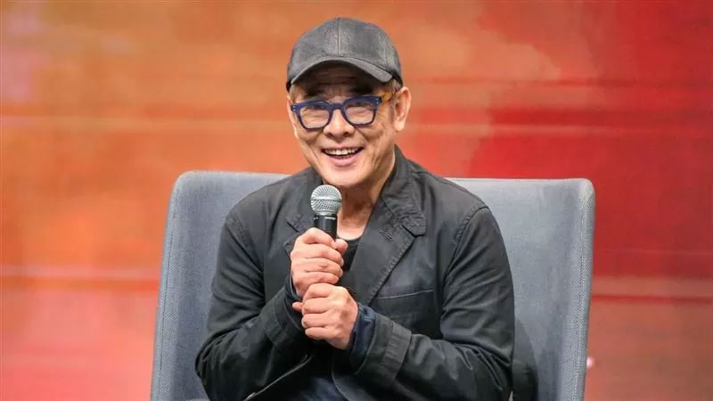 Aktor Jet Li dalam acara peluncuran buku Beyond Life and Death.Â 