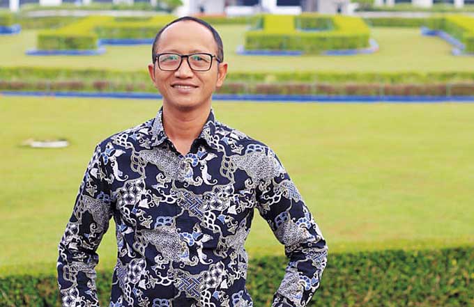 Plt Kepala Dinas komunikasi Informatika Statistik dan Persandian Kepulauan Meranti Amat Syafii MKom.
