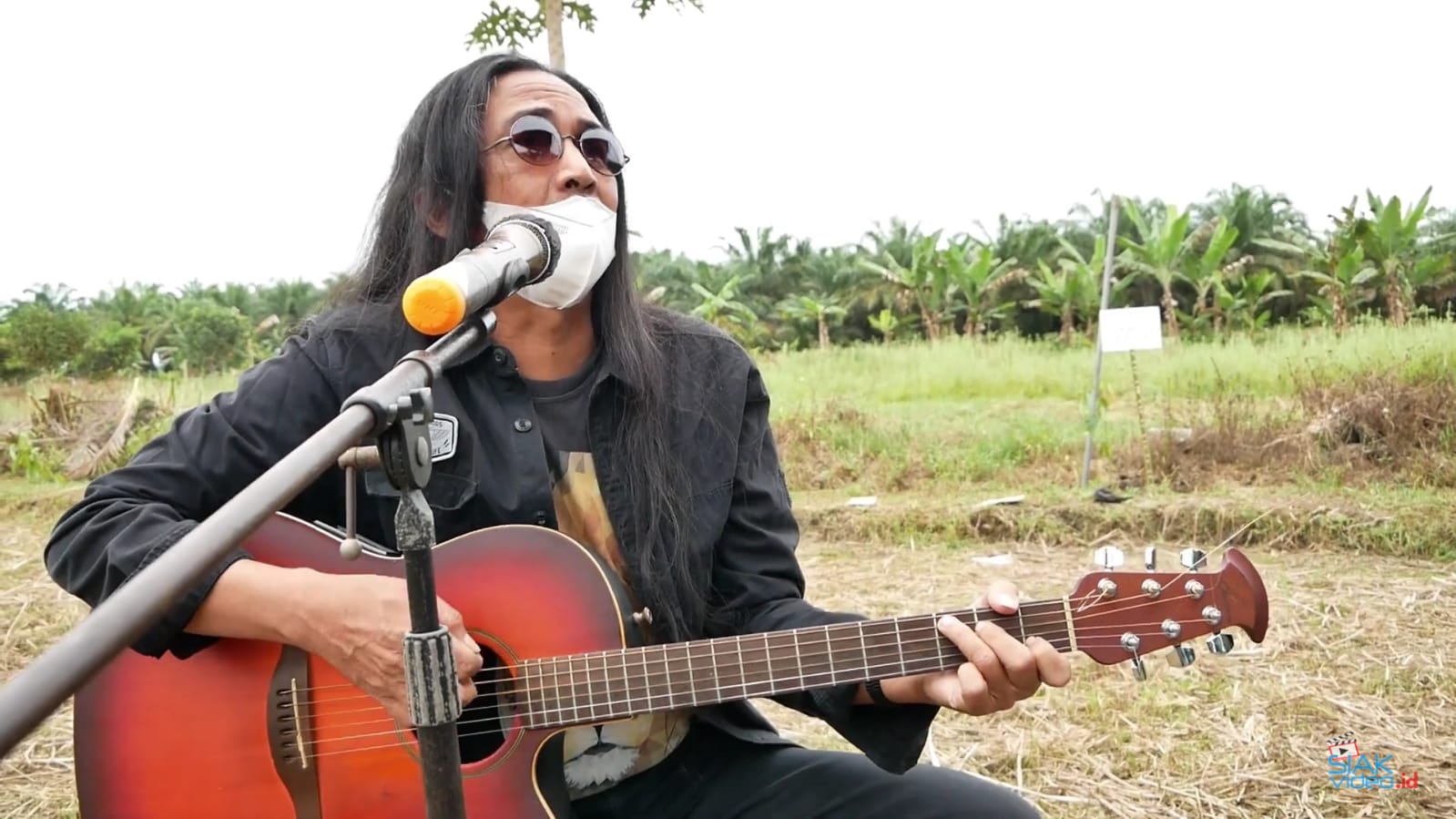 Seniman Riau yang juga Koordinator GPKR Benie Riauw.