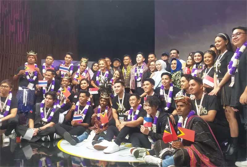 Jumpa pers D&rsquo;Academy Asia 6 diikuti sejumlah kontestan dari 8 negara.