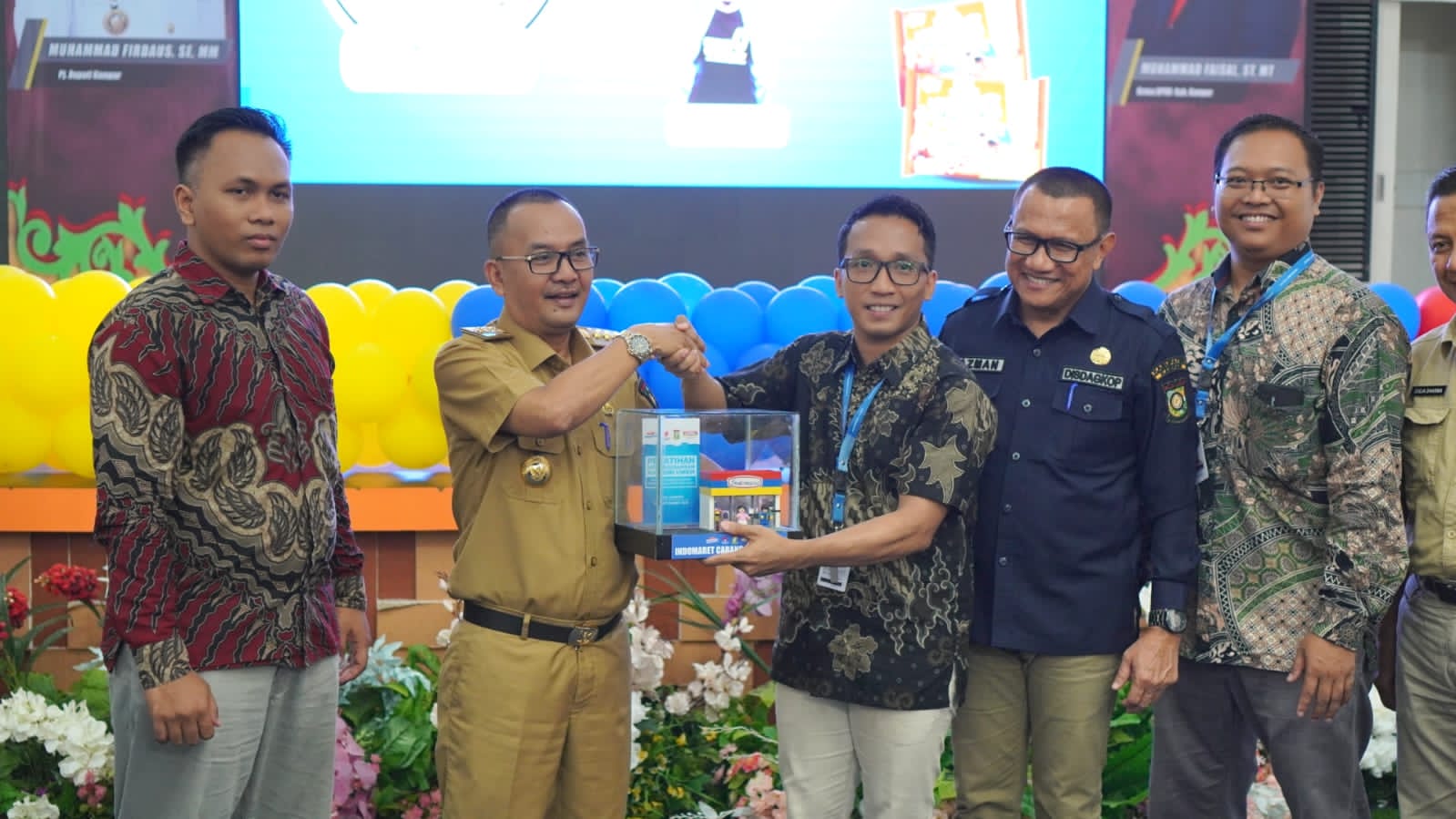 Pelatihan UMKM Mandiri digelar Indomaret cabang Pekanbaru bekerja sama dengan Tango Waffle dan Pemkab Kampar di Balai Bupati Kampar, Bangkinang, Selasa (19/9/2023).