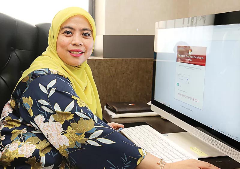 Komisioner KPU Betty Epsilon Idroos