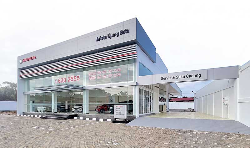 Dealer Cabang Honda Arista Ujung Batu di Jalan Sudirman, Nomor 62, Ujung Batu, Rokan Hulu.