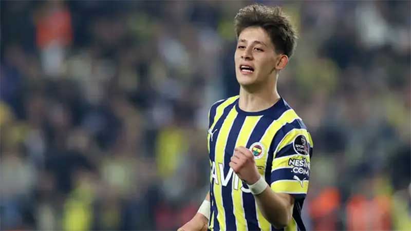 Arda Guler memilih Real Madrid ketimbang Barcelona apabila meninggalkan Fenerbahce.