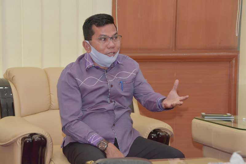 Wakil Ketua Komisi II DPRD Riau Husaimi Hamidi